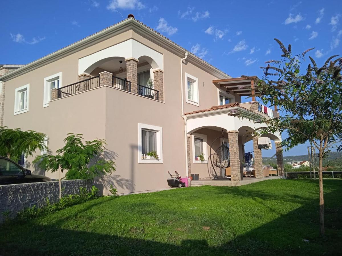Loreta Apartment *